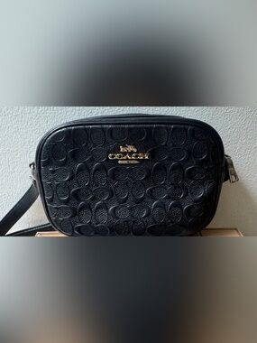 Coach Embossed Signature C Black Crossbody Bag CC943 Jamie